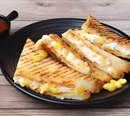 Corn Masala And Cheese Sandwich