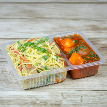 Hakka Noodles Mini Non-Veg Combo