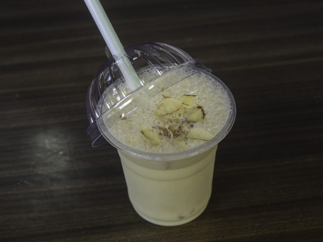 Kaju Butterscotch Shake