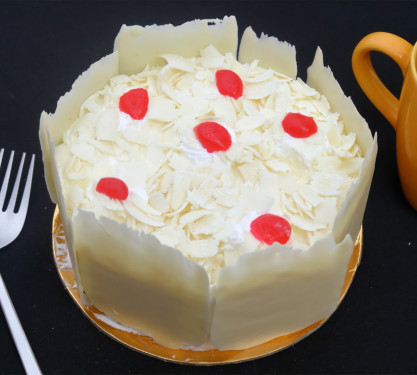 White Forrest Cake 1 Pound