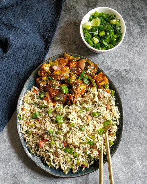 Chilli Paneer Fried Rice Box