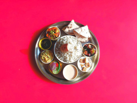 Pudina Special Veg Thali