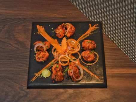 Tandoori Chicken Tikka (8 Pcs)