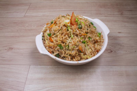 Veg Fried Rice With Egg