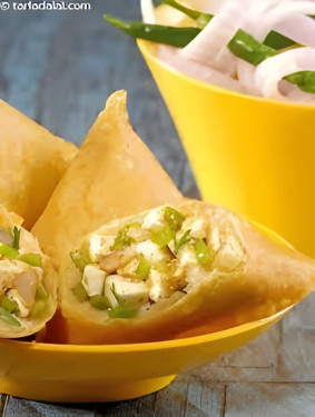 Paneer Samosa[2 Pcs]