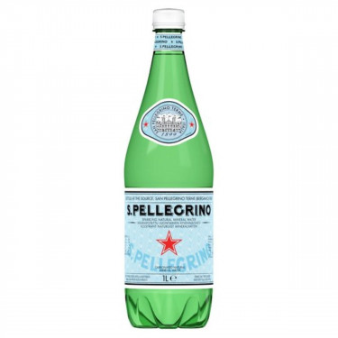 Acqua Minerale Naturale Frizzante San Pellegrino