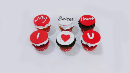 Sweet Heart Cupcakes 6 Pieces