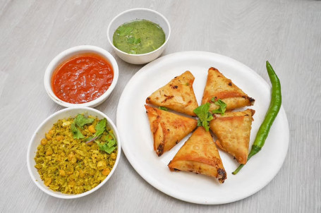 Chanadal Fudina Samosa