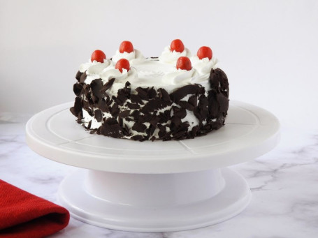 Black Forest Eggless Cool Cake