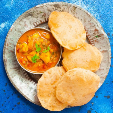 Aloo Sabji 300Ml (Dry Bhaji) Puri 10Pc Pickle Salad