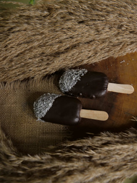 Chocolate Cakesickles [2 Piece]