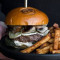 Burger Au Brie Et Aux Champignons Hamburger Di Funghi E Brie