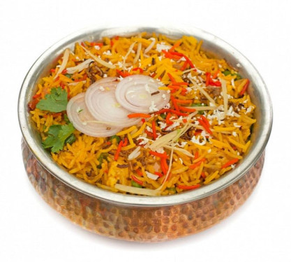 Veg Biryani With Mixed Raita