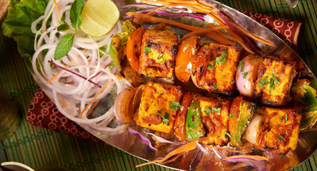 Paneer Tikka Shashlik (6Pcs)