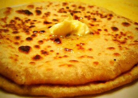 Aloo Paratha 1 Pc With Achar