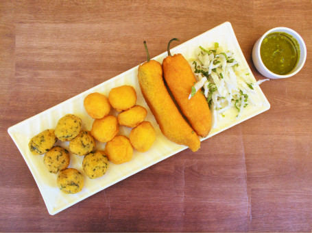 Mix Pakodi (Plate)