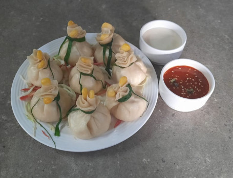 Paneer Corn Momo [8 Pieces]