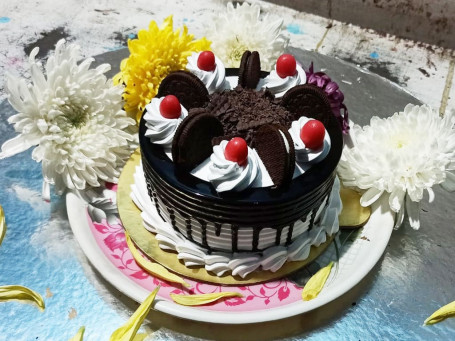 Eggless Oreo Cake Cake (1 Kg)