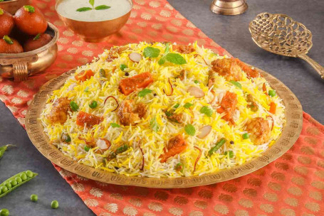 Subz-E-Biryani Veg Biryani Serves 4] 2.2 Kg]