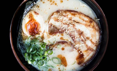 Tonkotsu (Pork Broth)