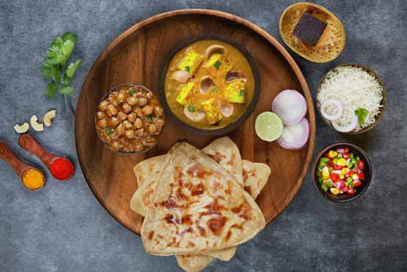 Mughlai Paneer Thali Meal