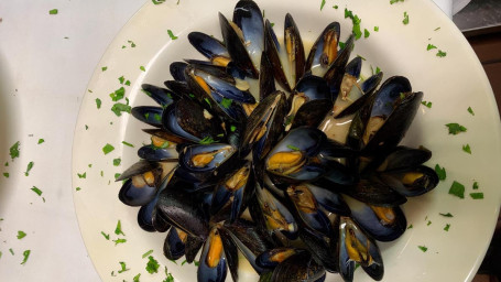 Zuppa Di Mussels White