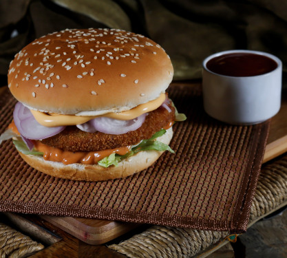 Aloo Crunchy Burger