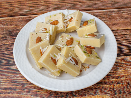 Badam Burfi (1Kg)