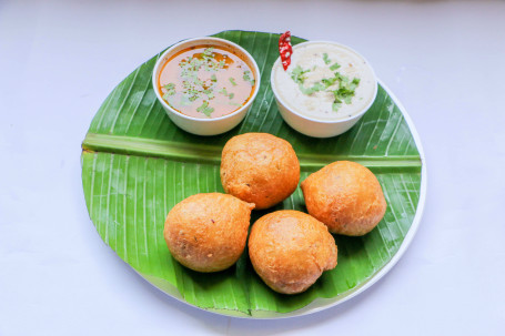 Mysore Bhajji 4 Pcs