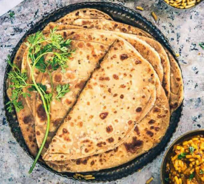 Ajwain Paratha 2 Pcs With Curd Butter And Pickle)