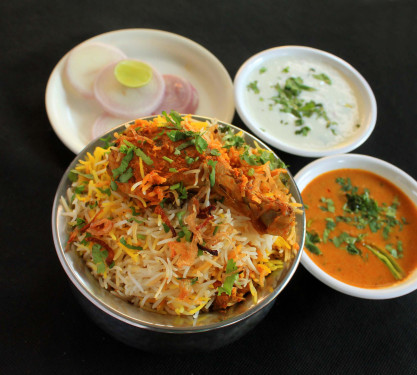 Chicken Dum Biryani Single Serve)