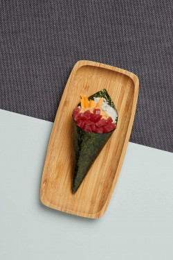 Smoky Chipotle Tuna Temaki