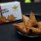 Murgh Mirch Samosa 4 Pieces