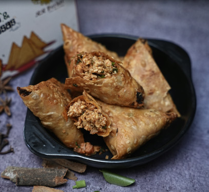 Mastan Chicken Keema Samosa 4 Pieces