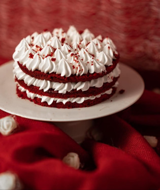 Red Velvet Cheese Cake 600 Gm