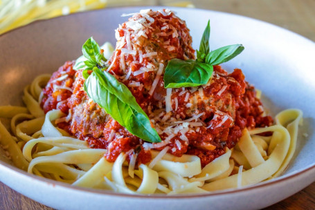 Fettucine And Meatballs