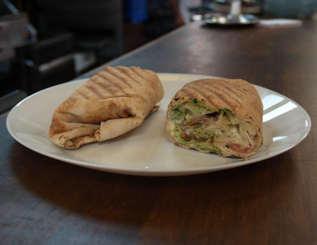 Mutabal Baba Ghanoush Wrap (V)