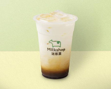 Zhēn Zhū Shǒu Chǎo Hēi Táng Xiān Nǎi Latte Fresco Di Zucchero Marrone Con La Bolla