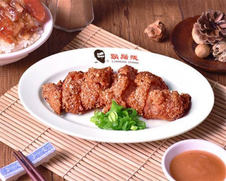 Hóng Zāo Dòu Rǔ Tuǐ Pái Coscia Di Pollo Con Riso Al Lievito Rosso E Farina Di Fave Fermentata