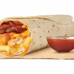 Burrito Eggnormous Con Formaggio All'uovo, Pancetta E Salsiccia