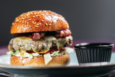 Registro Del Venerdì; Hamburger Glassato Con Patatine Fritte