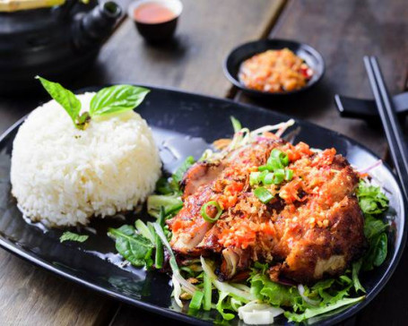 Grilled Chicken With Chilli Lemongrass (Rice)