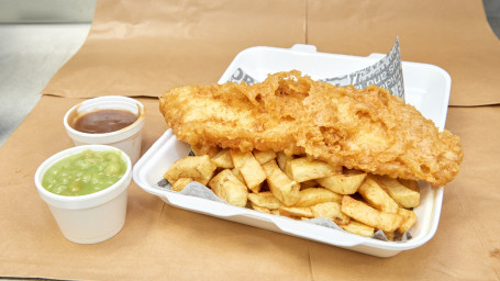 Fish Chips With Sauce