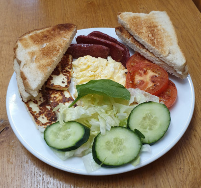 Mediterranean Breakfast Box