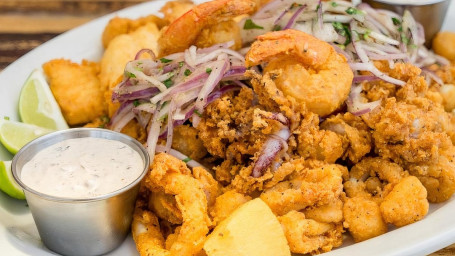 Jalea (Fried Seafood)