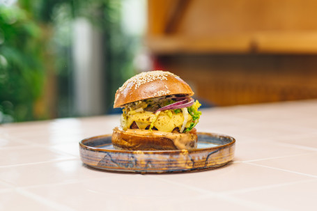 restaurant image