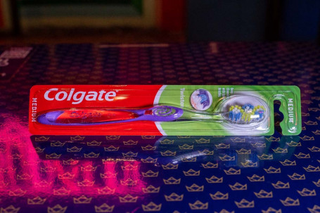 Spazzolino Da Denti Colgate