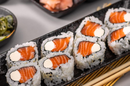 Salmon Cream Cheese Uramaki