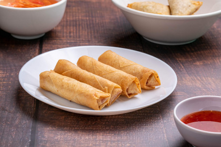 Vegetarian Fried Spring Roll With Sweet Chilli Sauce (V)