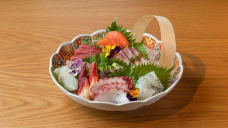 Yamato Sashimi Set